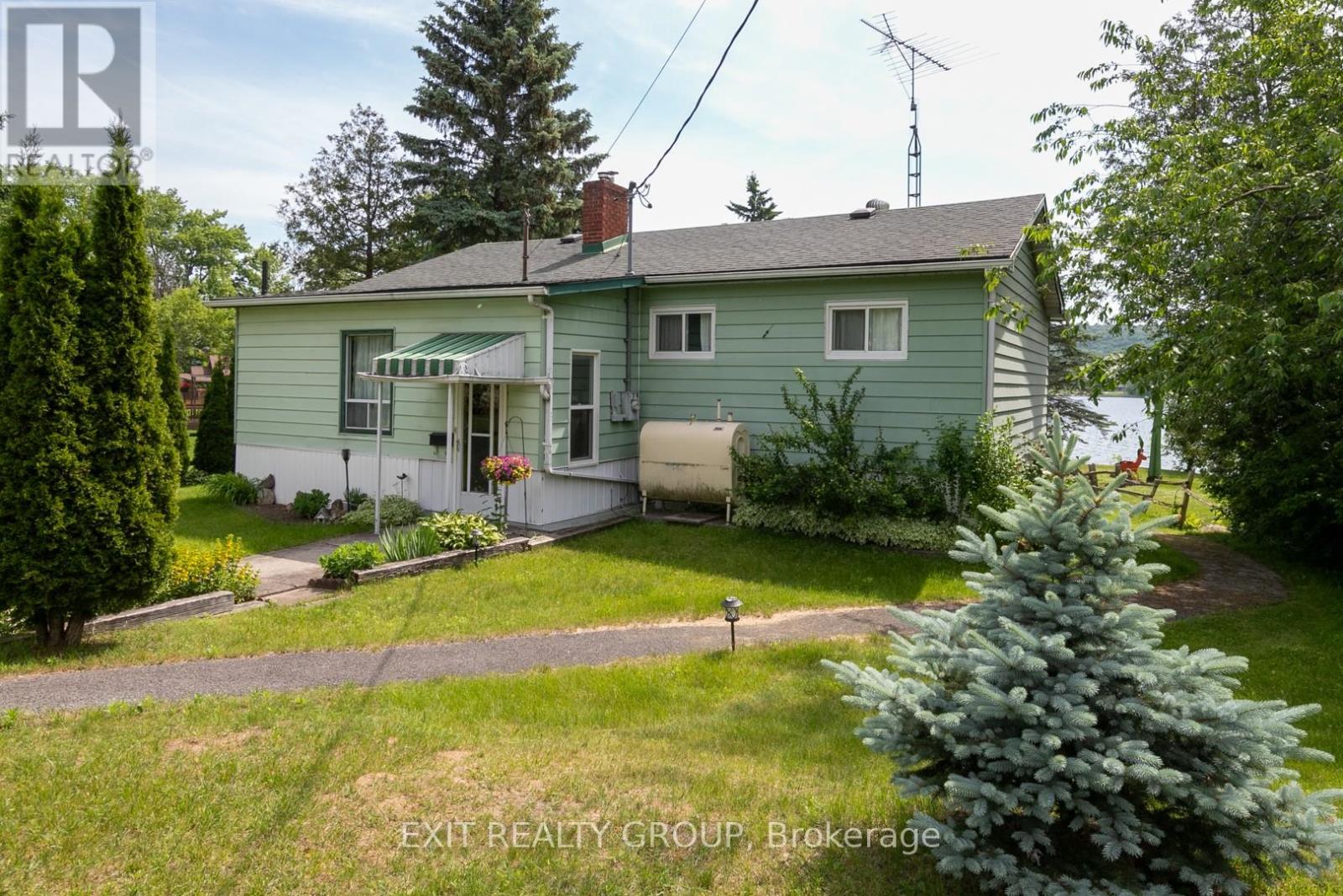 29 PRIOR LANE, quinte west, Ontario