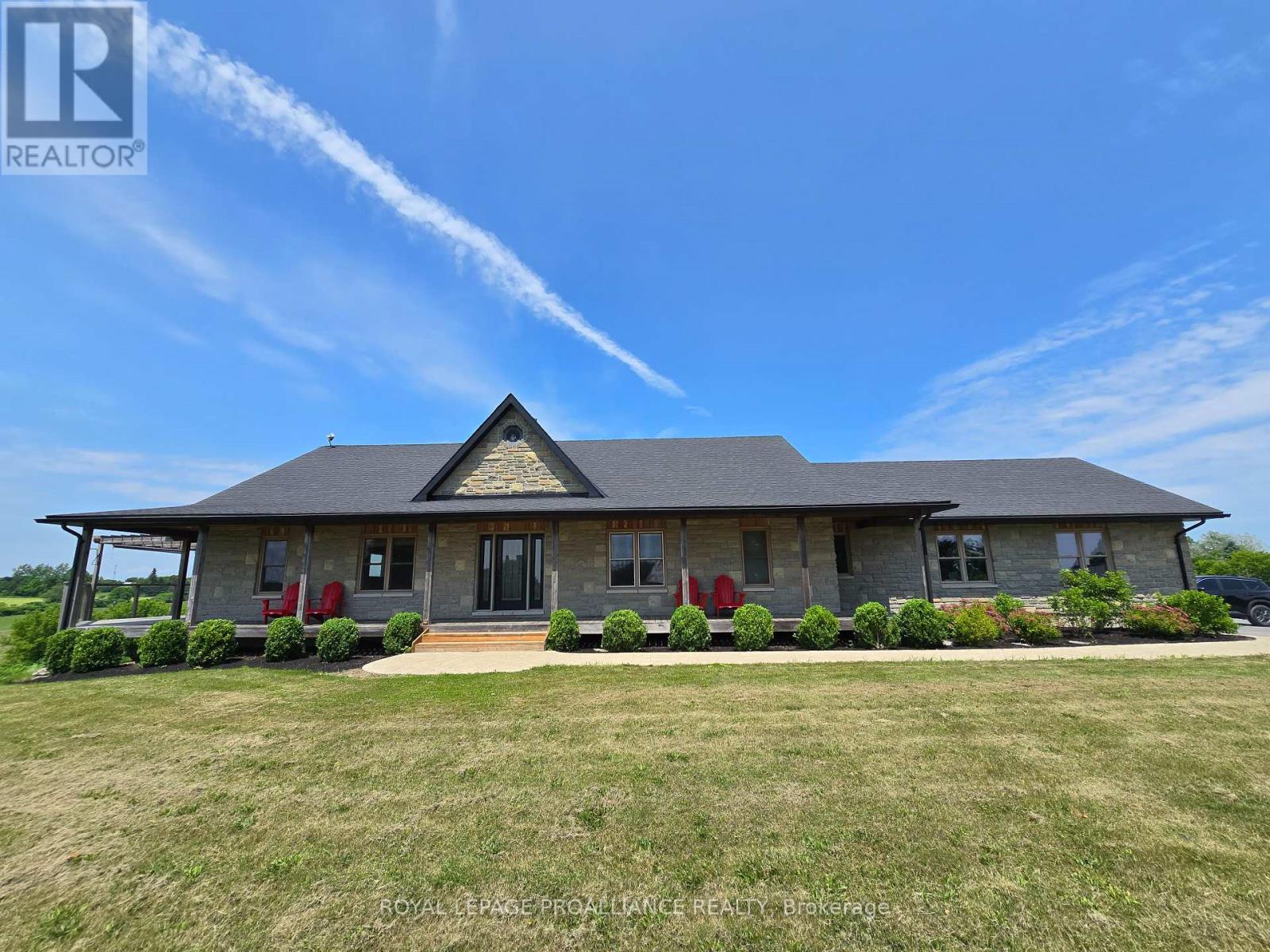 13762 LOYALIST PARKWAY, prince edward county (picton), Ontario