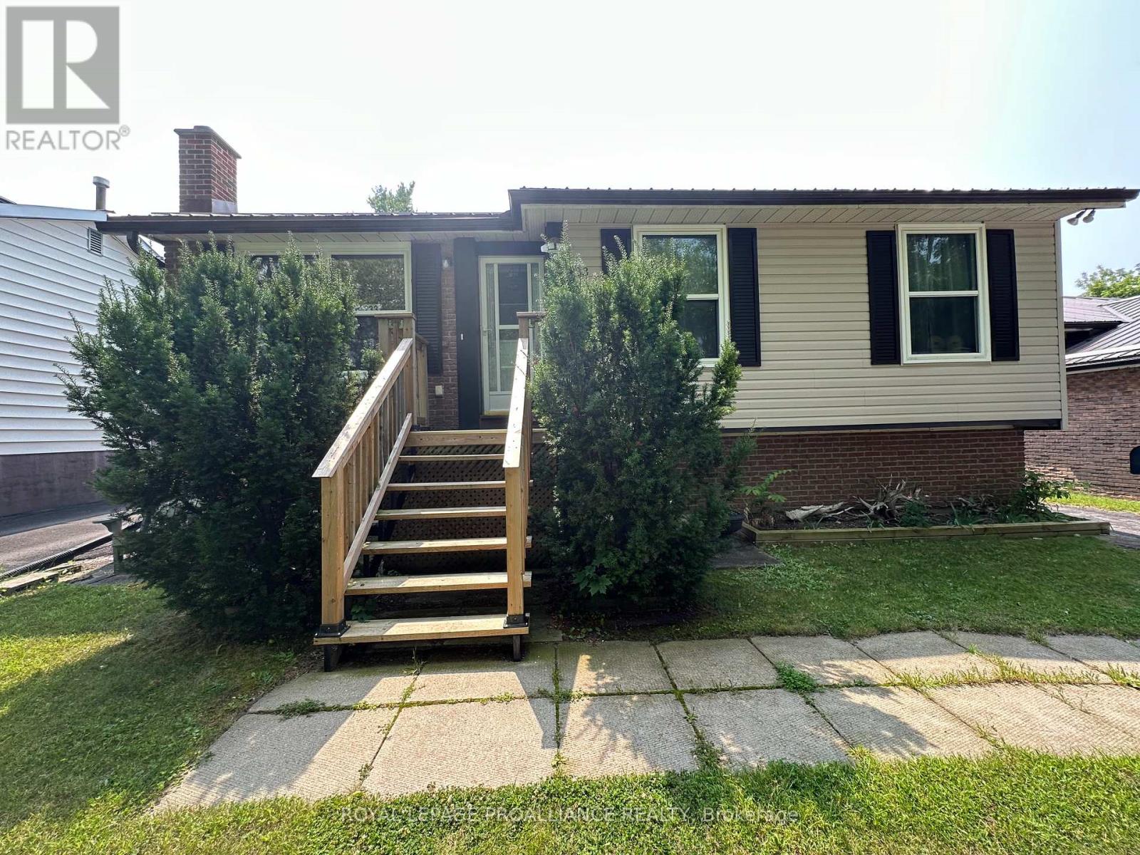 233 IRETON STREET, trent hills (campbellford), Ontario