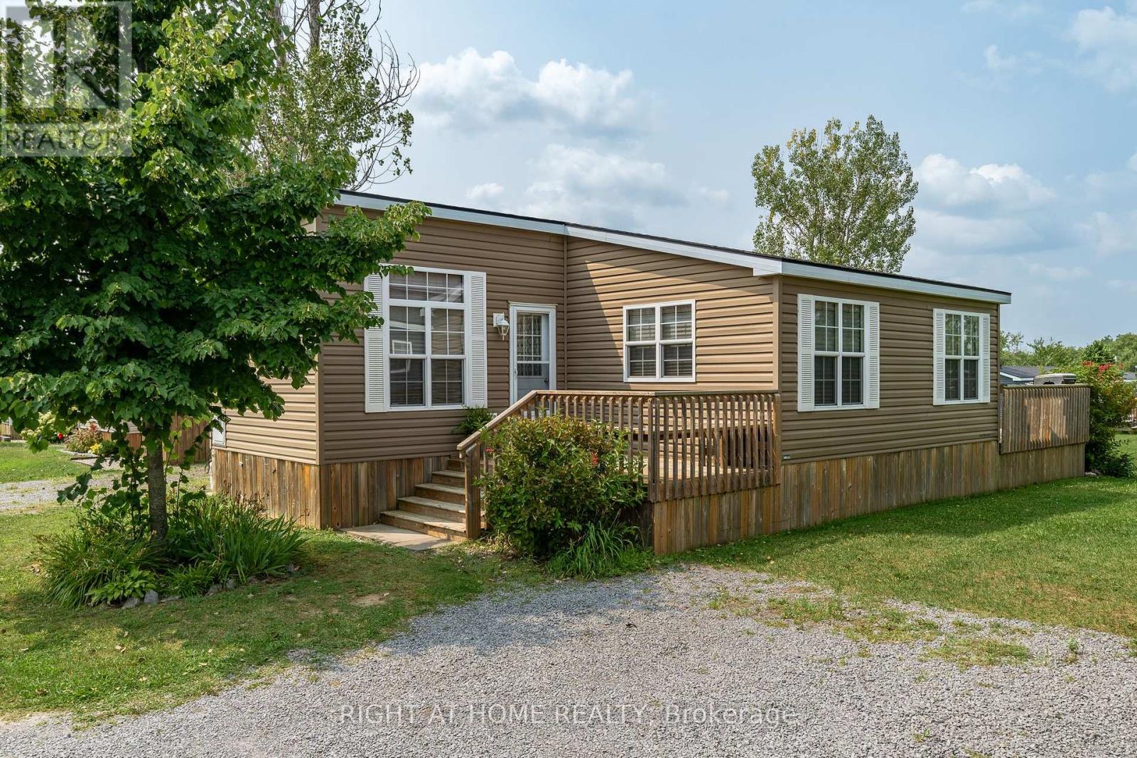 PM046 - 486 COUNTY ROAD 18 ROAD, prince edward county (athol), Ontario