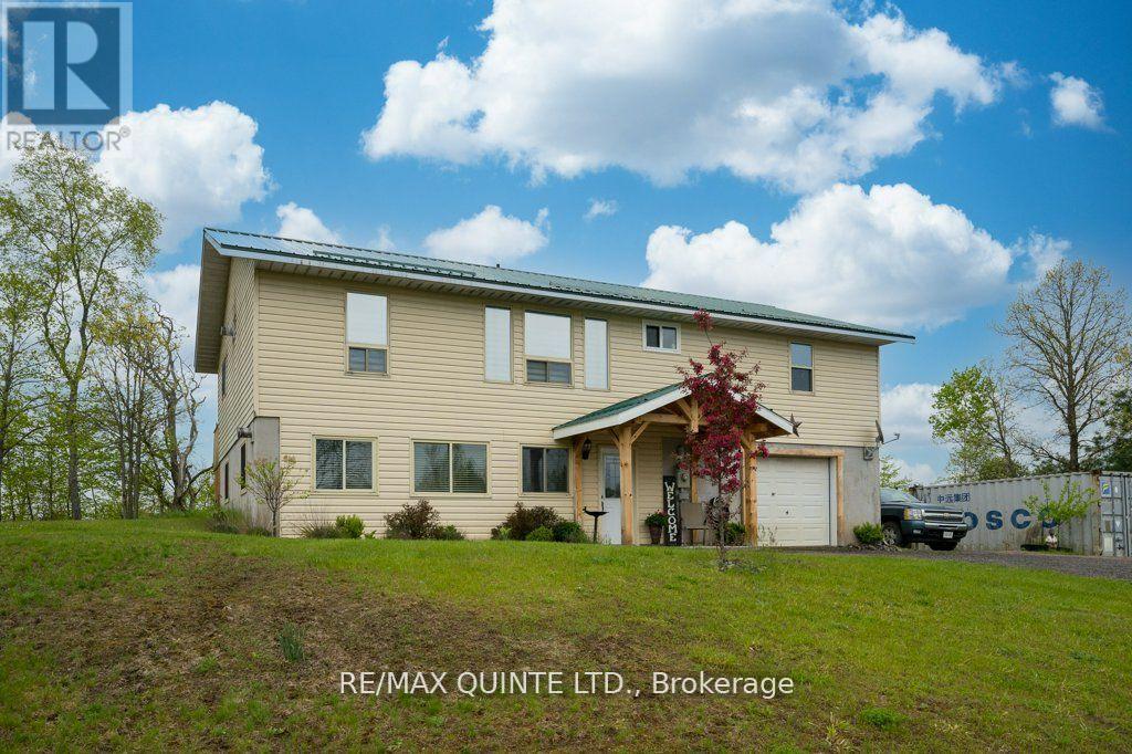 180 SKOOTAMATTA LANE, tweed, Ontario