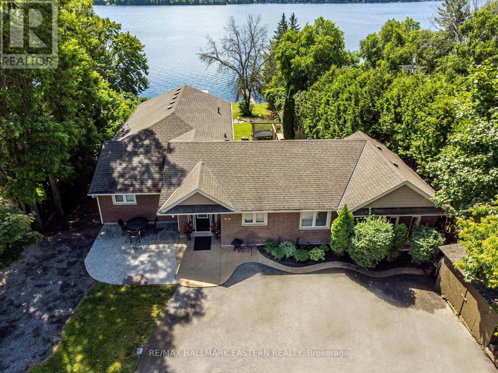 923 SKYLINE ROAD, smith-ennismore-lakefield, Ontario