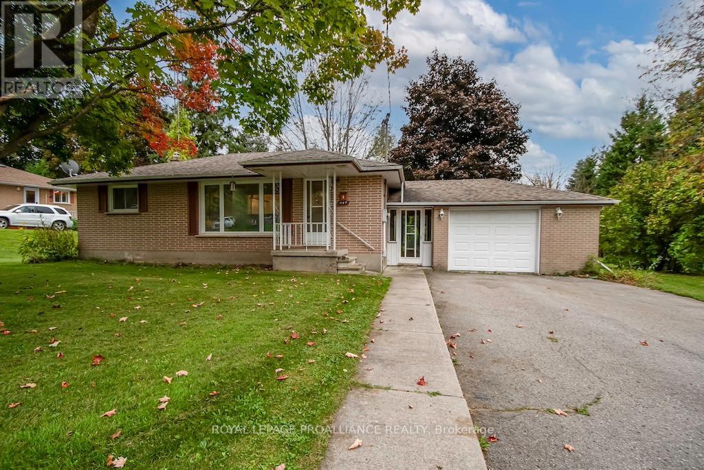 427 SOUTHPARK DRIVE, peterborough (ashburnham), Ontario