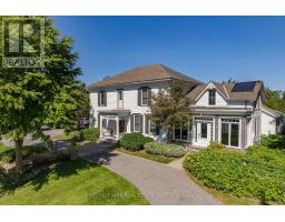 13360 LOYALIST PARKWAY, prince edward county (picton), Ontario