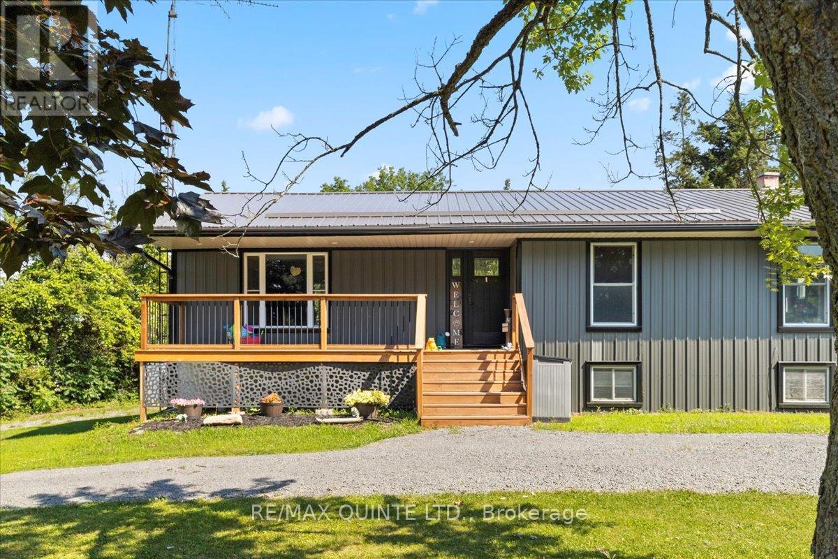 608 COUNTY ROAD 22, prince edward county (sophiasburgh), Ontario