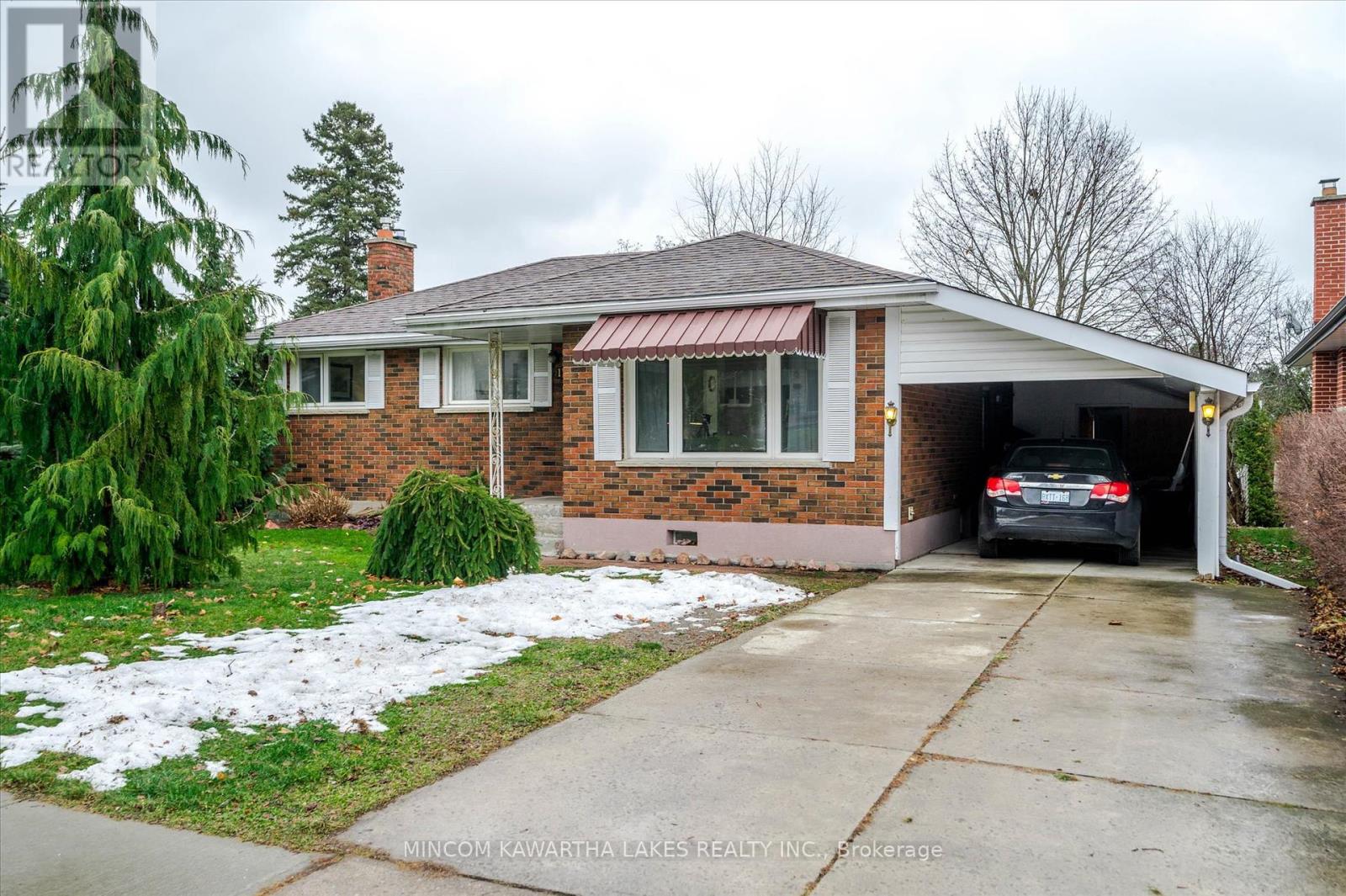 1196 ROYAL DRIVE, peterborough (northcrest), Ontario